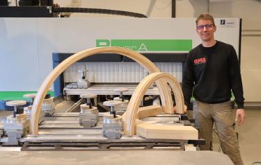 GMS vil tilbyde buede emner til vinduesindustrien