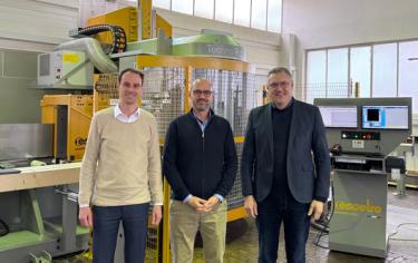 Junget is a new distributor of Essetre
