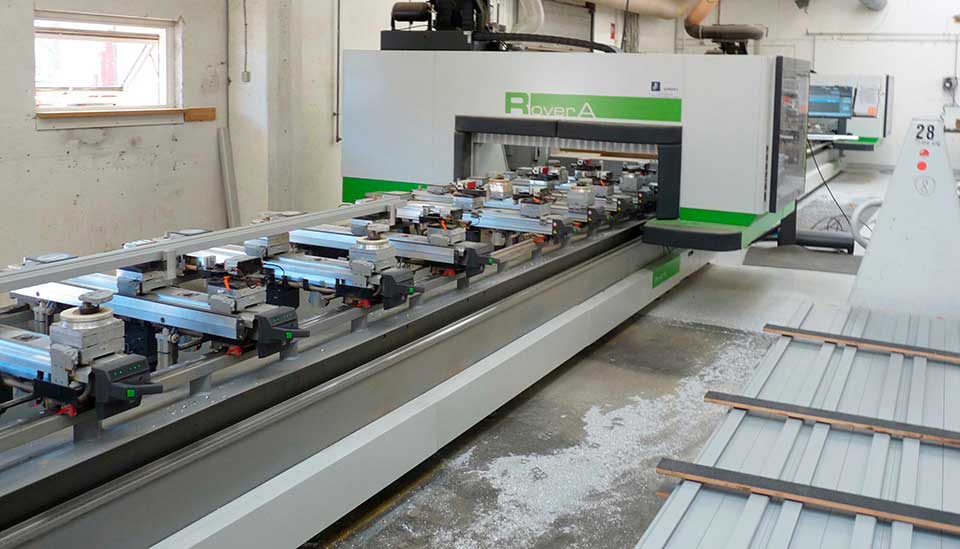 Biesse Rover A CNC maskine til bearbejdning i aluminium